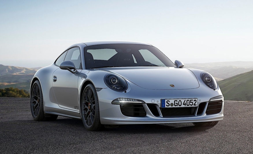PORSCHE 911 Carrera