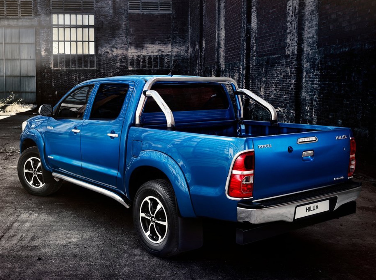 Toyota Hilux 2.5 D-D4 DC 4X4 - Argus Automobile de Tunisie