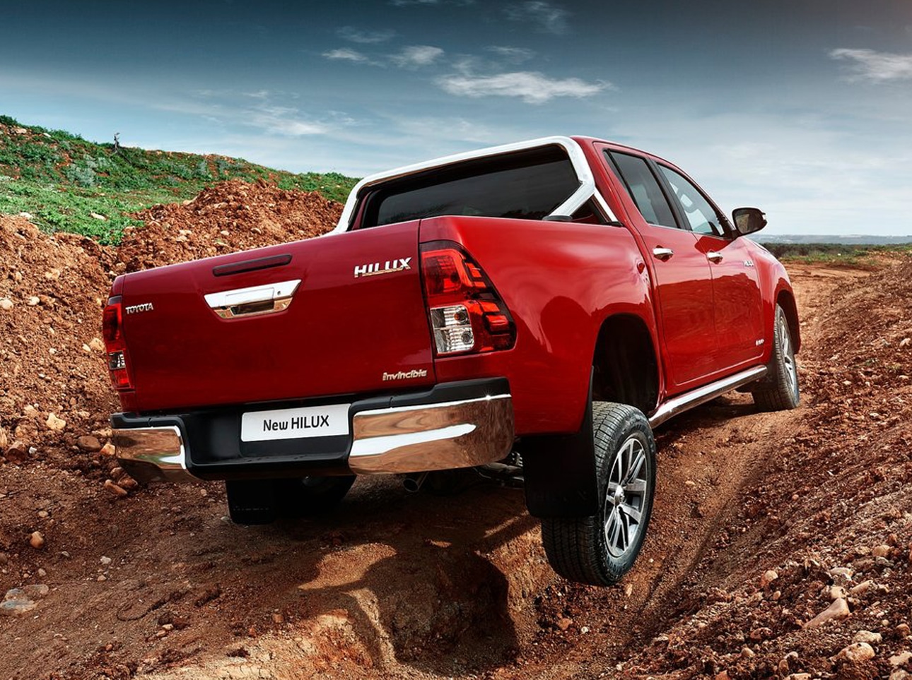 Toyota Hilux 2.4 Turbo DC 4X4 - Argus Automobile de Tunisie