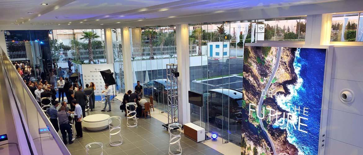 Nouveaux showrooms BMW et MINI aux berges du Lac 1