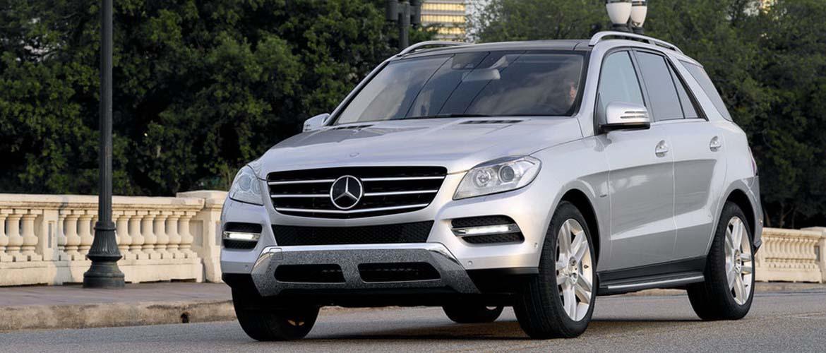 Mercedes rappelle près d’un million de SUV et minivans de luxe