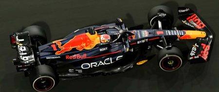 Perez remporte la 1ère place suivie de Verstappen à la 2ème place