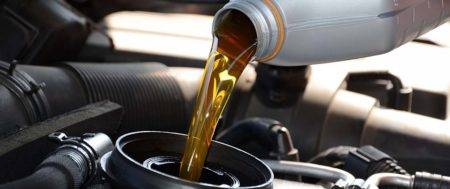 Le mélange d’huiles moteur peut présenter des risques pour le moteur